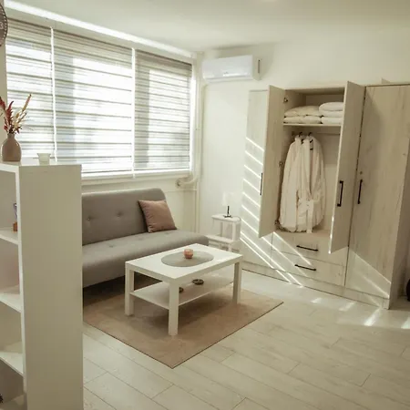 Apartament Quince