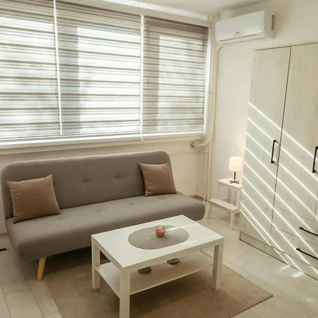 Apartament Quince Bor